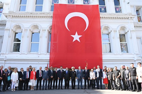 Cumhuriyet Bayramı Kutlama Programı Kapsamında Çelenk Sunma Töreni
